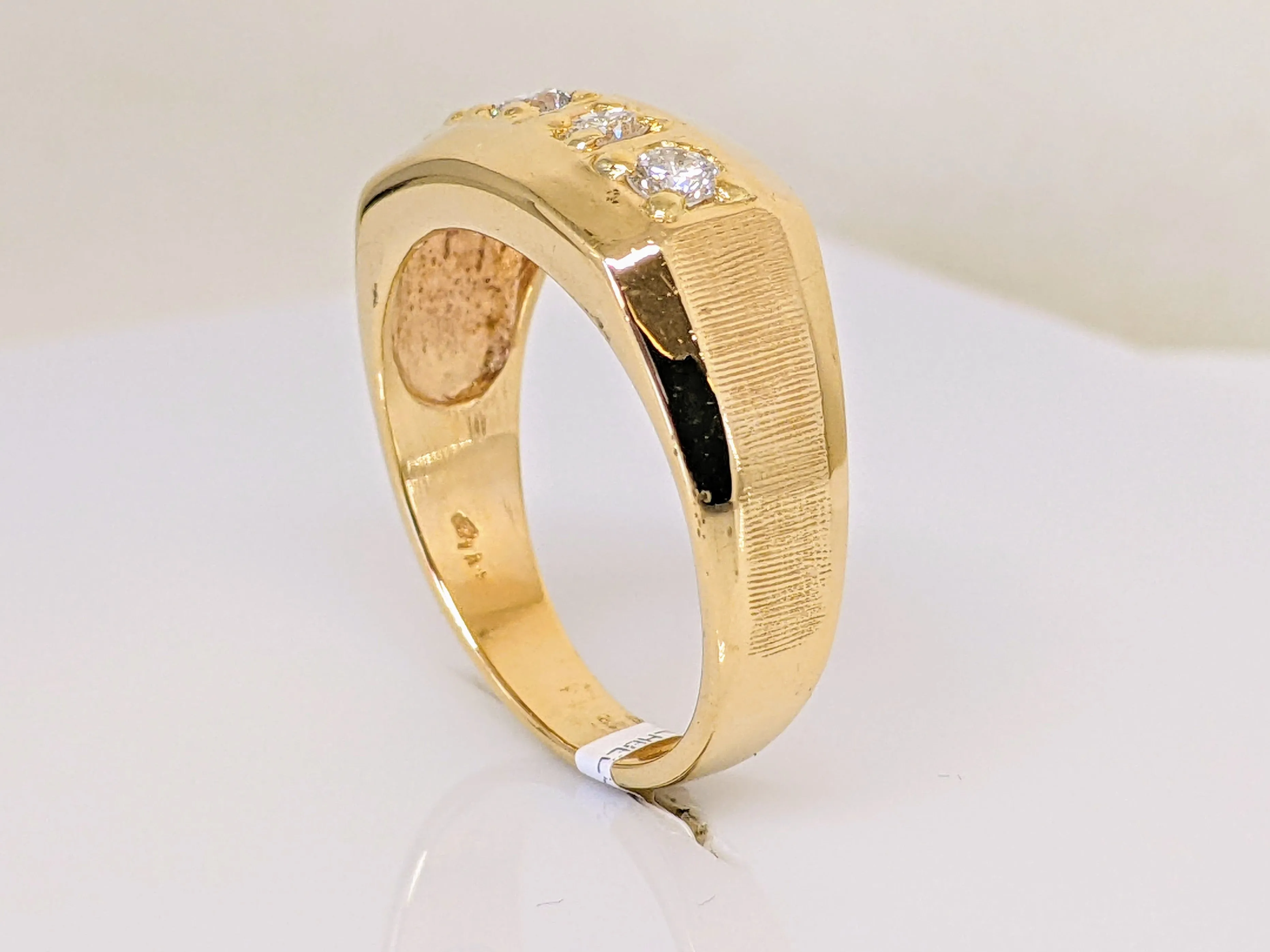 14K .48 CARAT TOTAL WEIGHT DIAMOND ROUND (4) PRONG SET ESTATE BAND 7.6 GRAMS