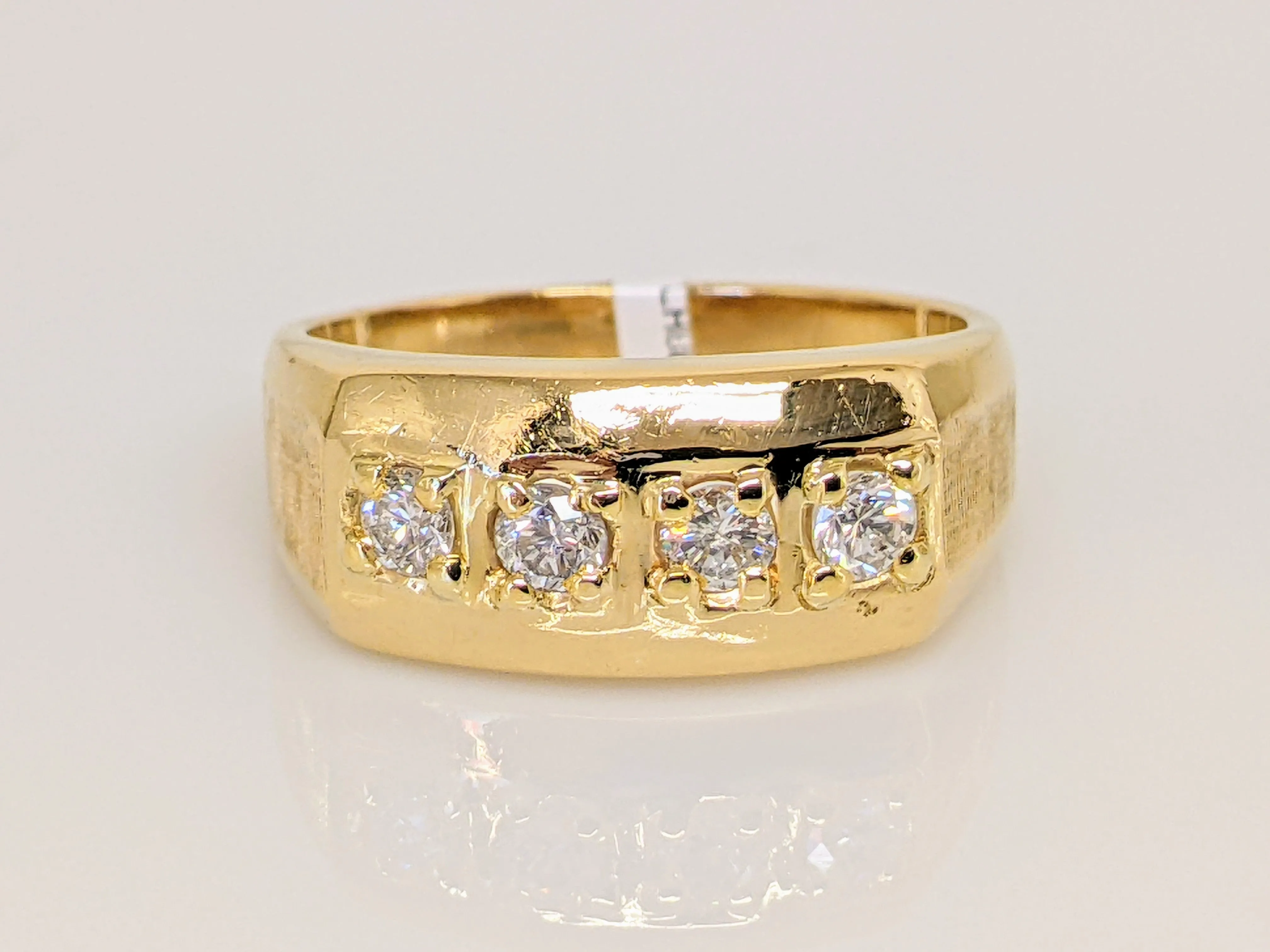 14K .48 CARAT TOTAL WEIGHT DIAMOND ROUND (4) PRONG SET ESTATE BAND 7.6 GRAMS