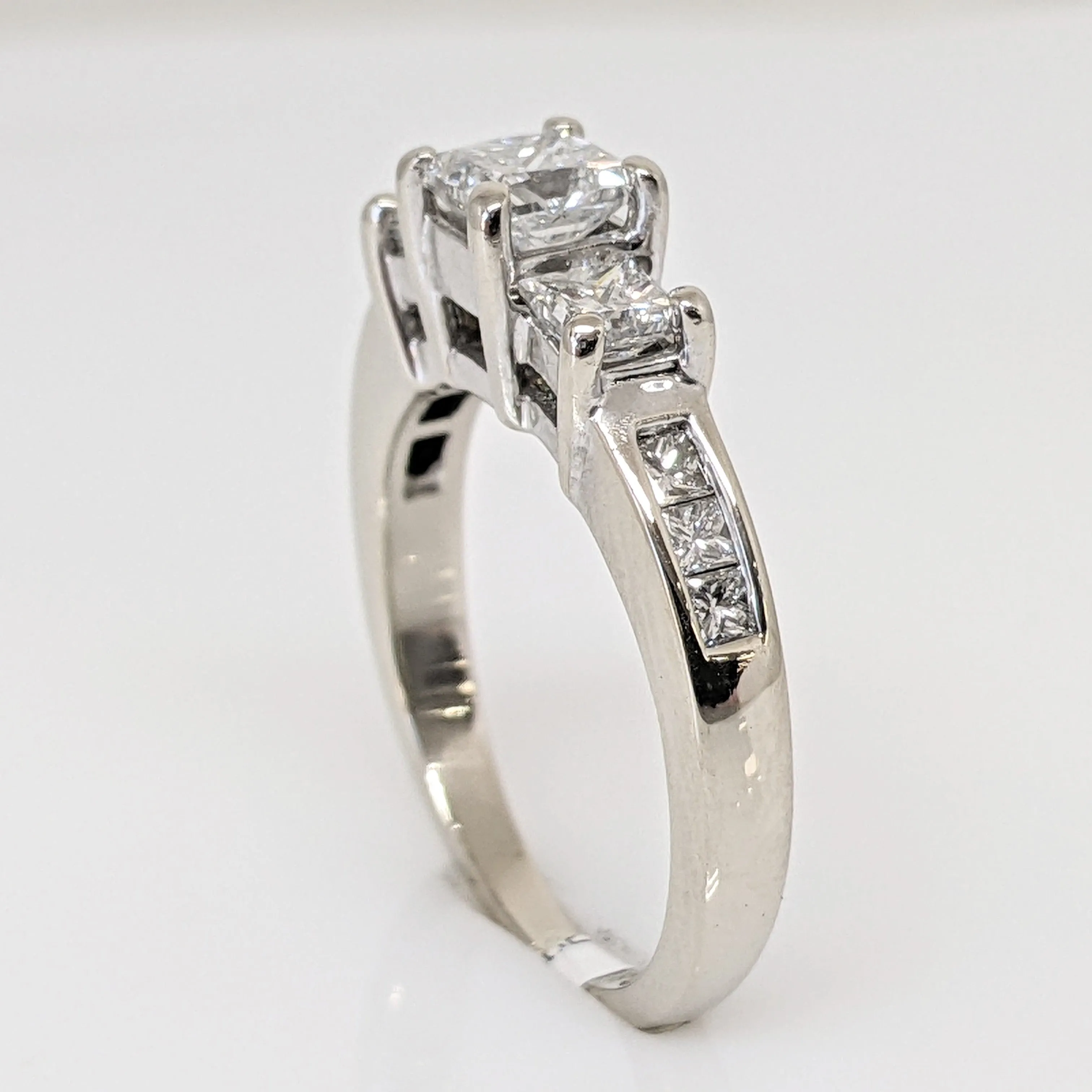 14K WHITE 1.08 CARAT TOTAL WEIGHT SI1 H DIAMOND PRINCESS CUT (9) TRINITY ESTATE RING 3.5 GRAMS