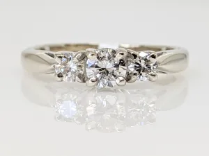 14K WHITE .40 CARAT TOTAL WEIGHT SI2 I DIAMOND ROUND (3) TRINITY ESTATE RING 2.7 GRAMS