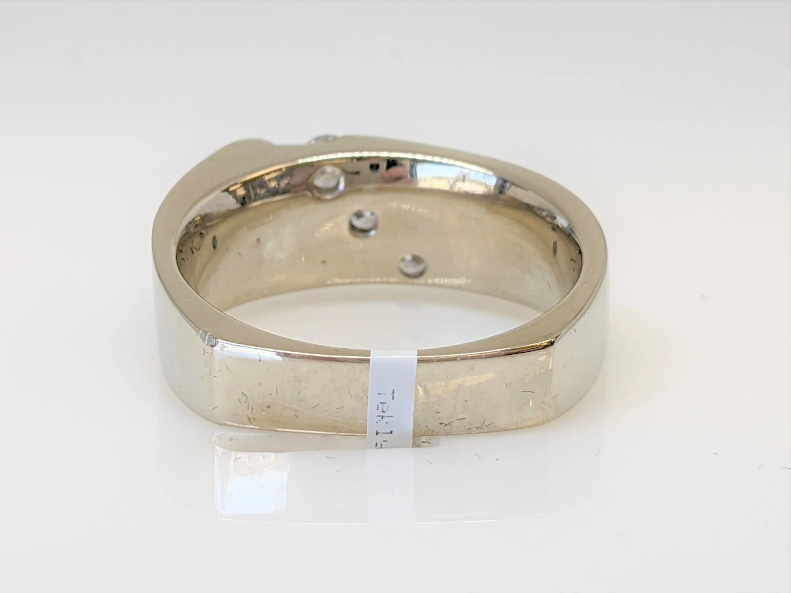 14K WHITE .54 CARAT TOTAL WEIGHT SI2 I DIAMOND ROUND (3) CHANNEL SET ESTATE BAND 16.4 GRAMS