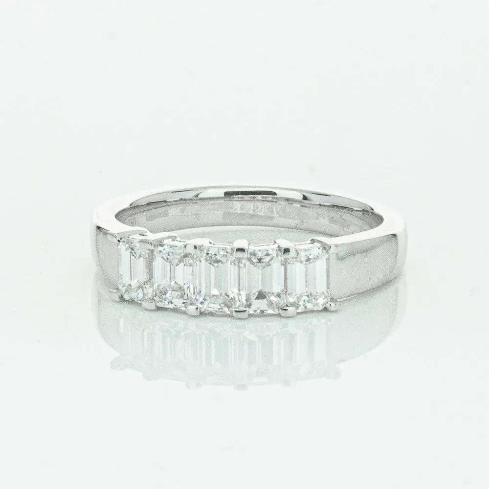 18ct White Gold 1.03ct Emerald Cut Diamond Asra Ring