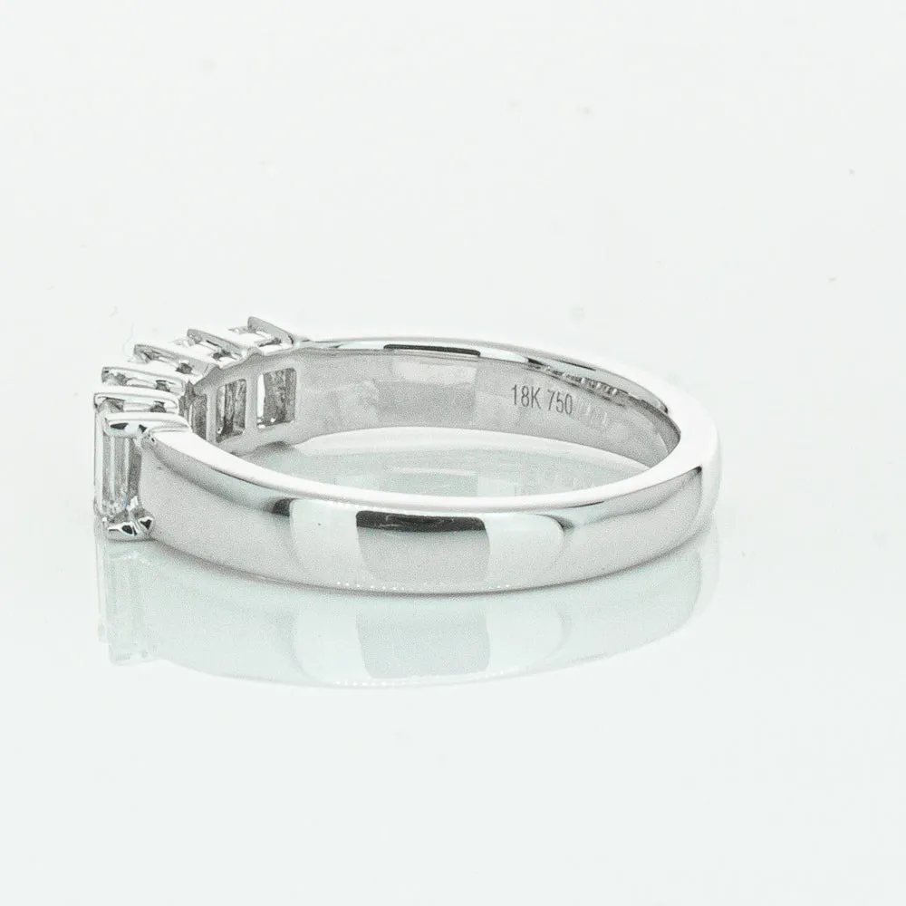 18ct White Gold 1.03ct Emerald Cut Diamond Asra Ring