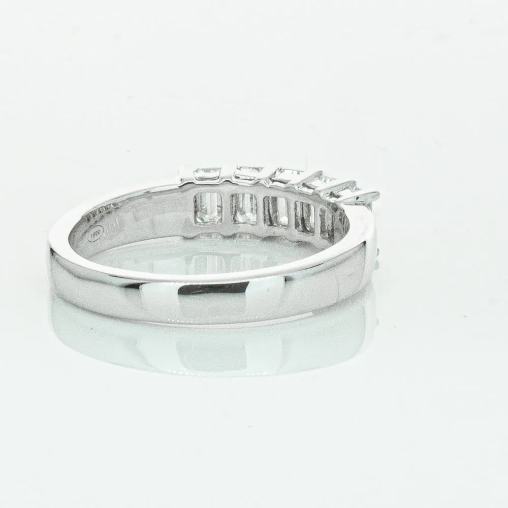 18ct White Gold 1.03ct Emerald Cut Diamond Asra Ring
