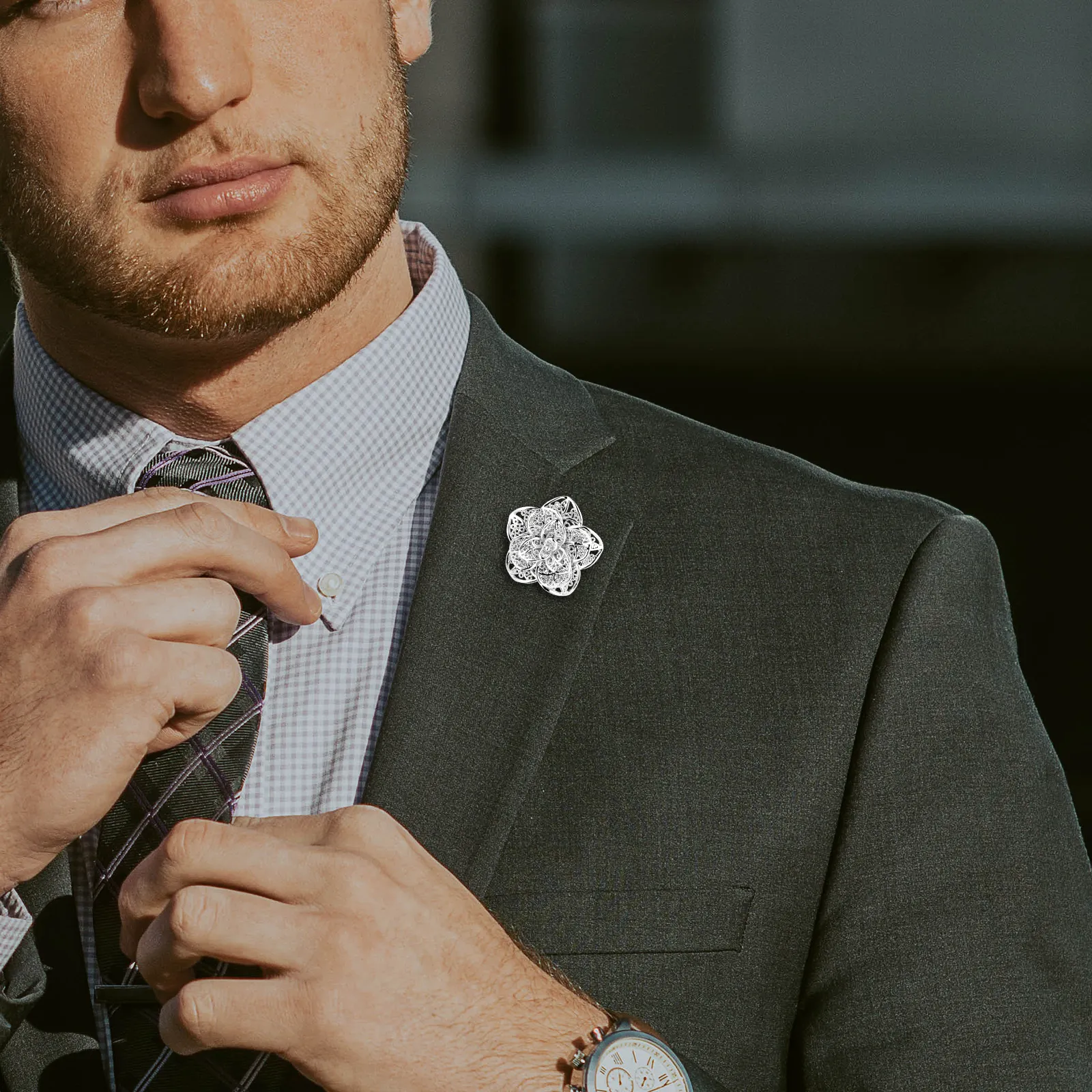 18K gold Metal Flower lapel Pins Brooch for Men and Women, Suits accessories for wedding business.