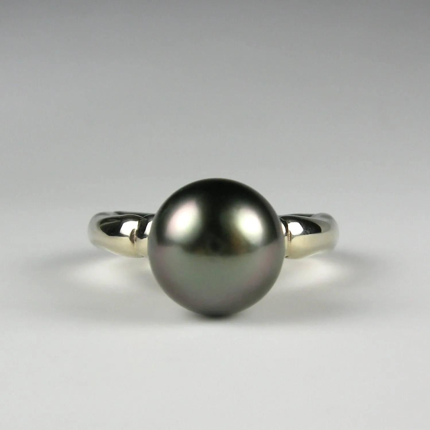 Bamboo Tahitian Pearl Ring in 14K