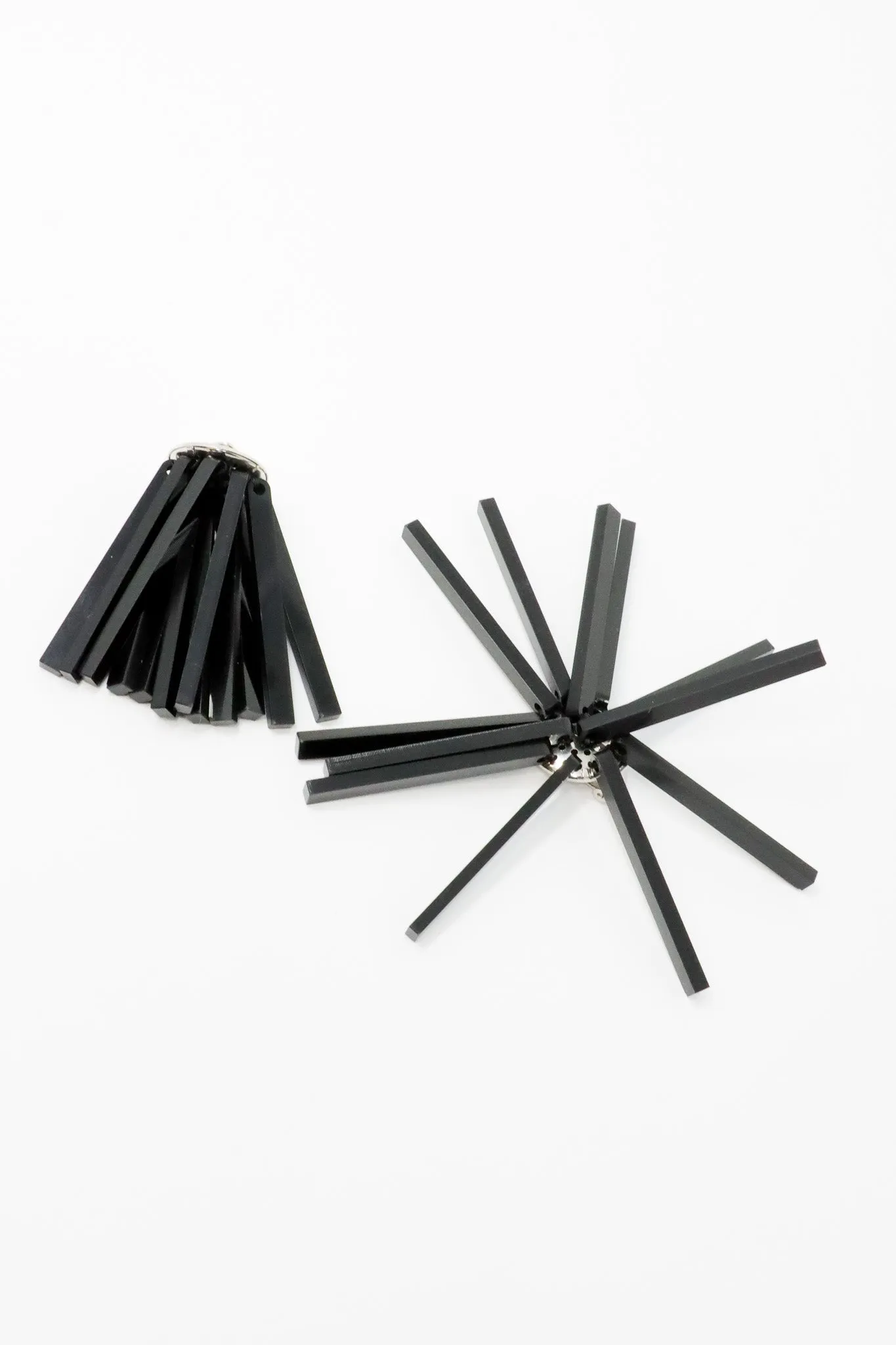 CENTOPERCENTOCASHEMIRE Spike Earrings (3 Colors)