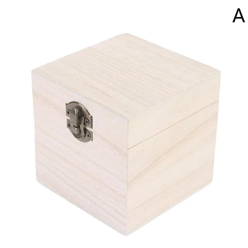 Chic Hexagonal Wooden Ring Stand - Stylish Jewelry Organizer for Couples