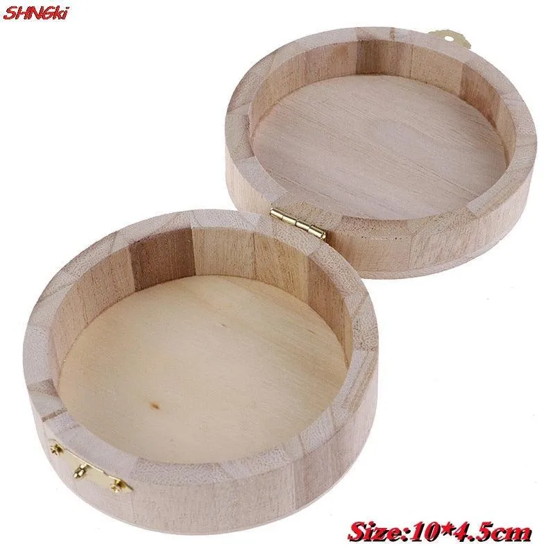 Chic Hexagonal Wooden Ring Stand - Stylish Jewelry Organizer for Couples