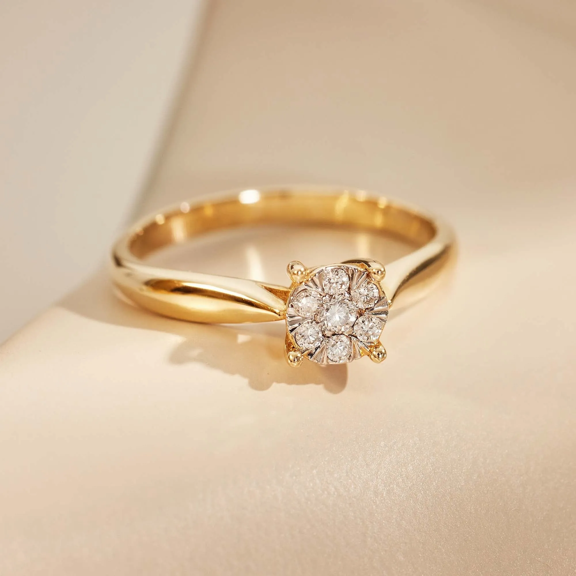 De la Paix Hanaé 14 karat gold ring with diamond 0.14 carat