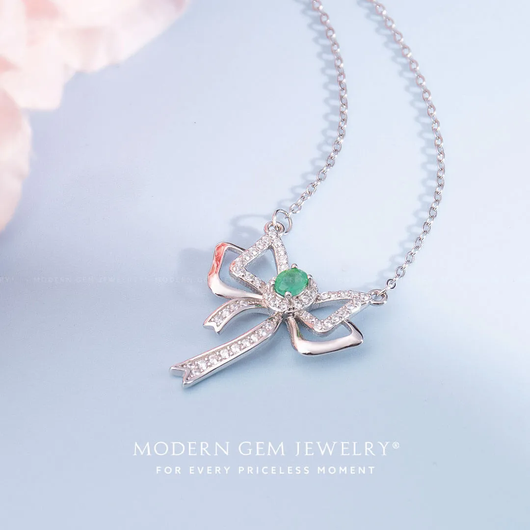 Emerald and Diamond Necklace Ribbon Design