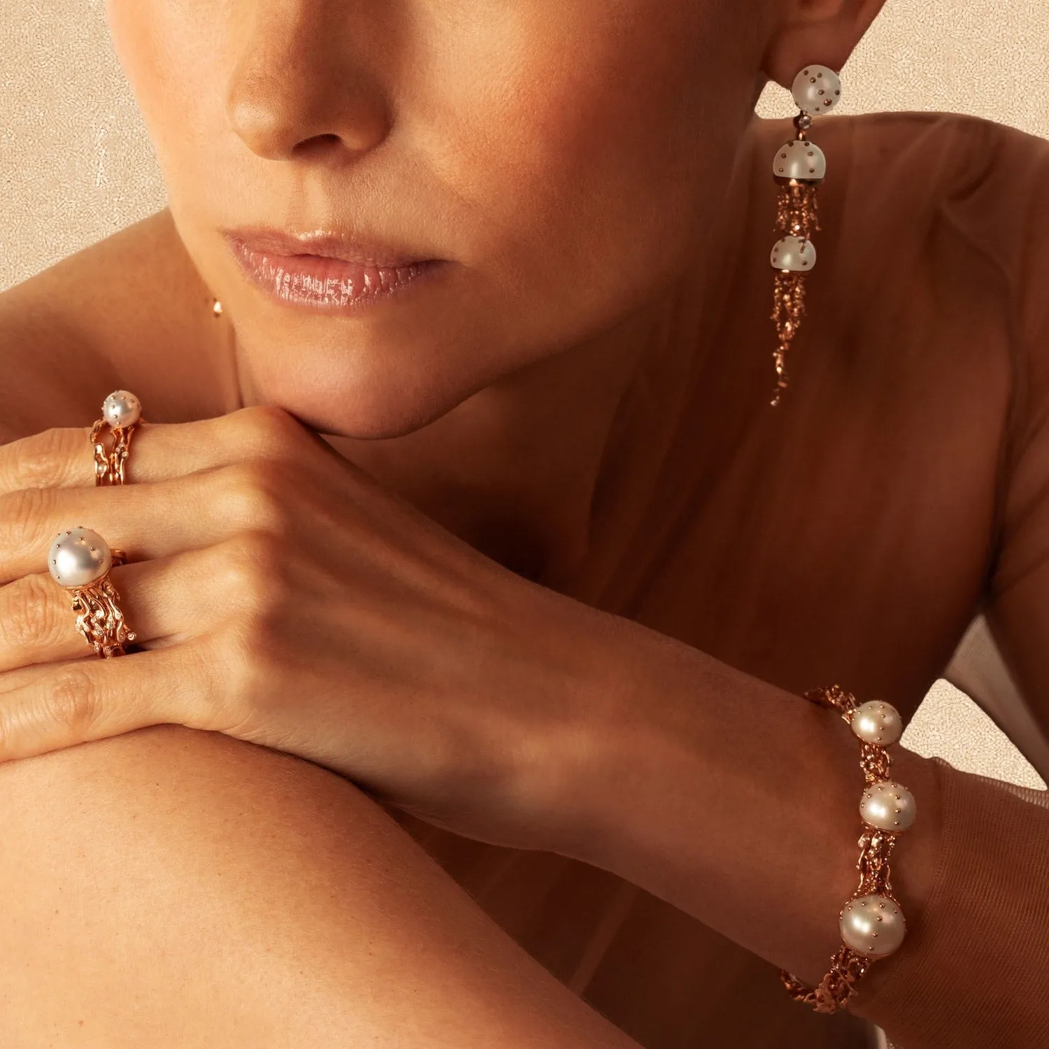 Jellyfish White Pearls Bangle