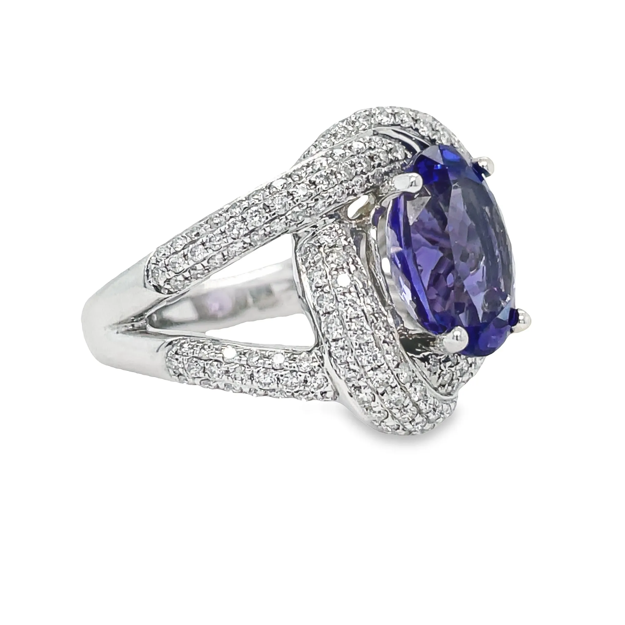Large Oval Shape Tanzanite & Diamond Fashion Ring