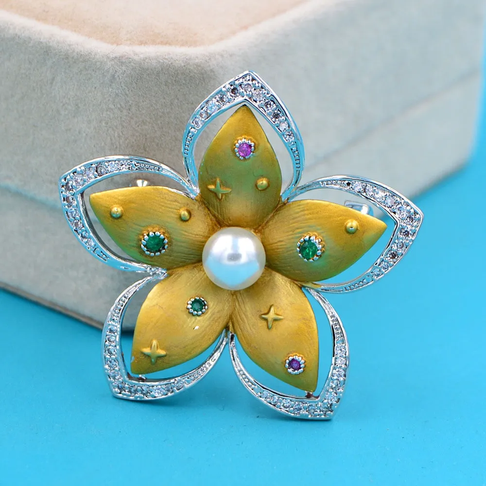 New Arrival Baroque Style Cubic Zirconia Flower Brooches For Women
