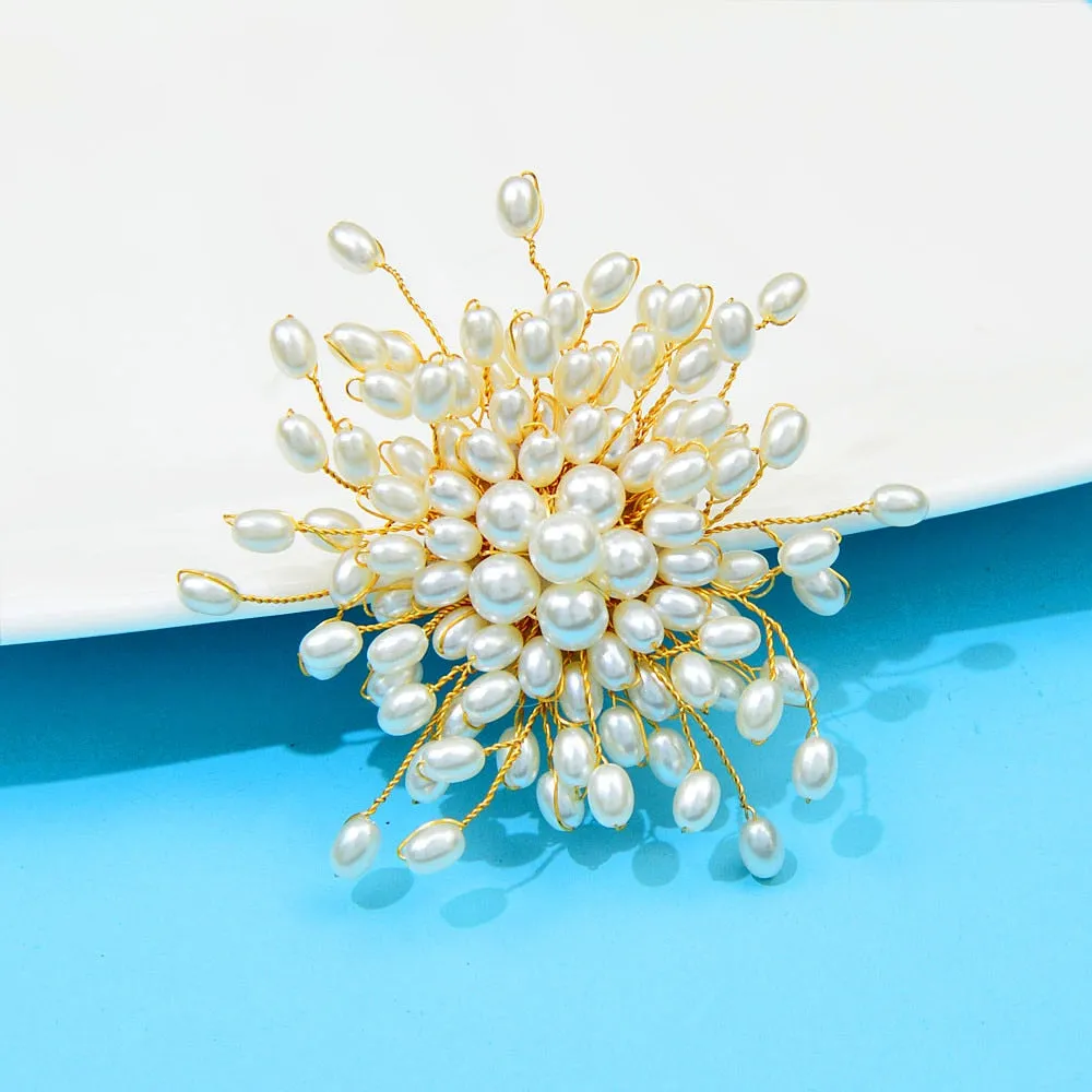 New Handmade Pearl Flower Brooches For Women