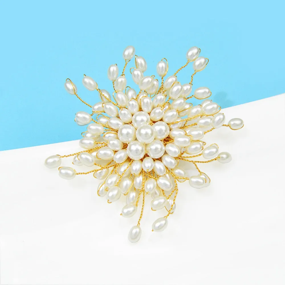 New Handmade Pearl Flower Brooches For Women