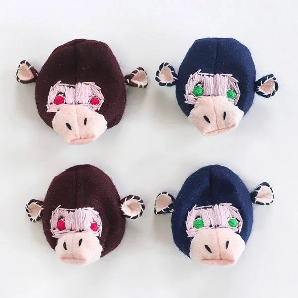 pokefasu pokefasu 3D face brooch monkey felt brooch badge