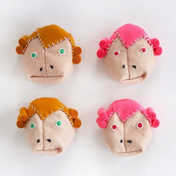 pokefasu pokefasu 3D face brooch Mozart felt brooch badge