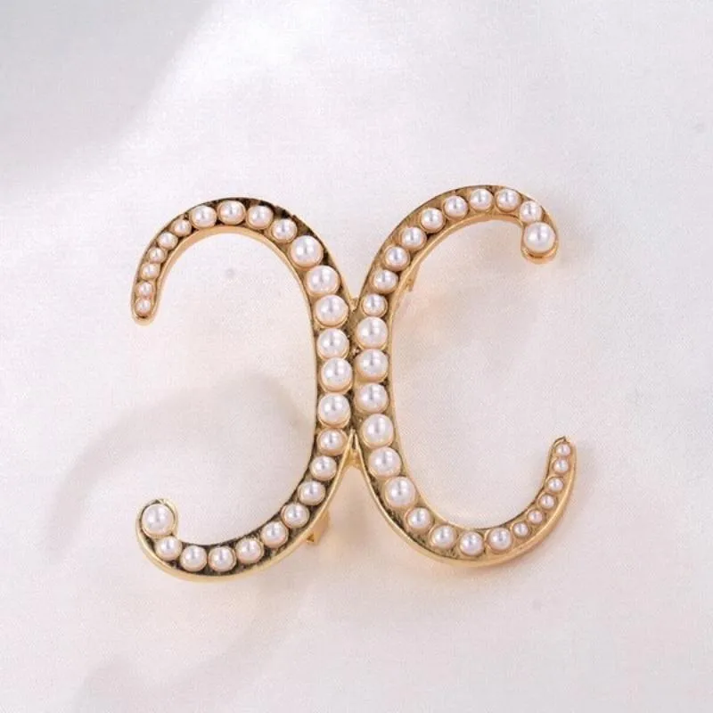 Precious Pearl Embedded Personalized A-Z Initial Letter Brooch Pins