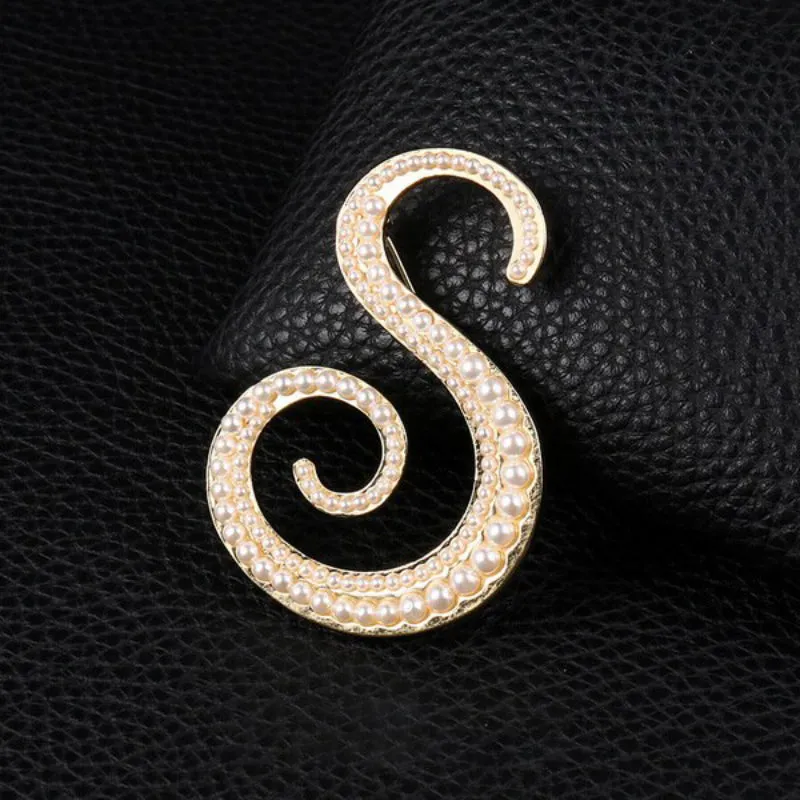 Precious Pearl Embedded Personalized A-Z Initial Letter Brooch Pins
