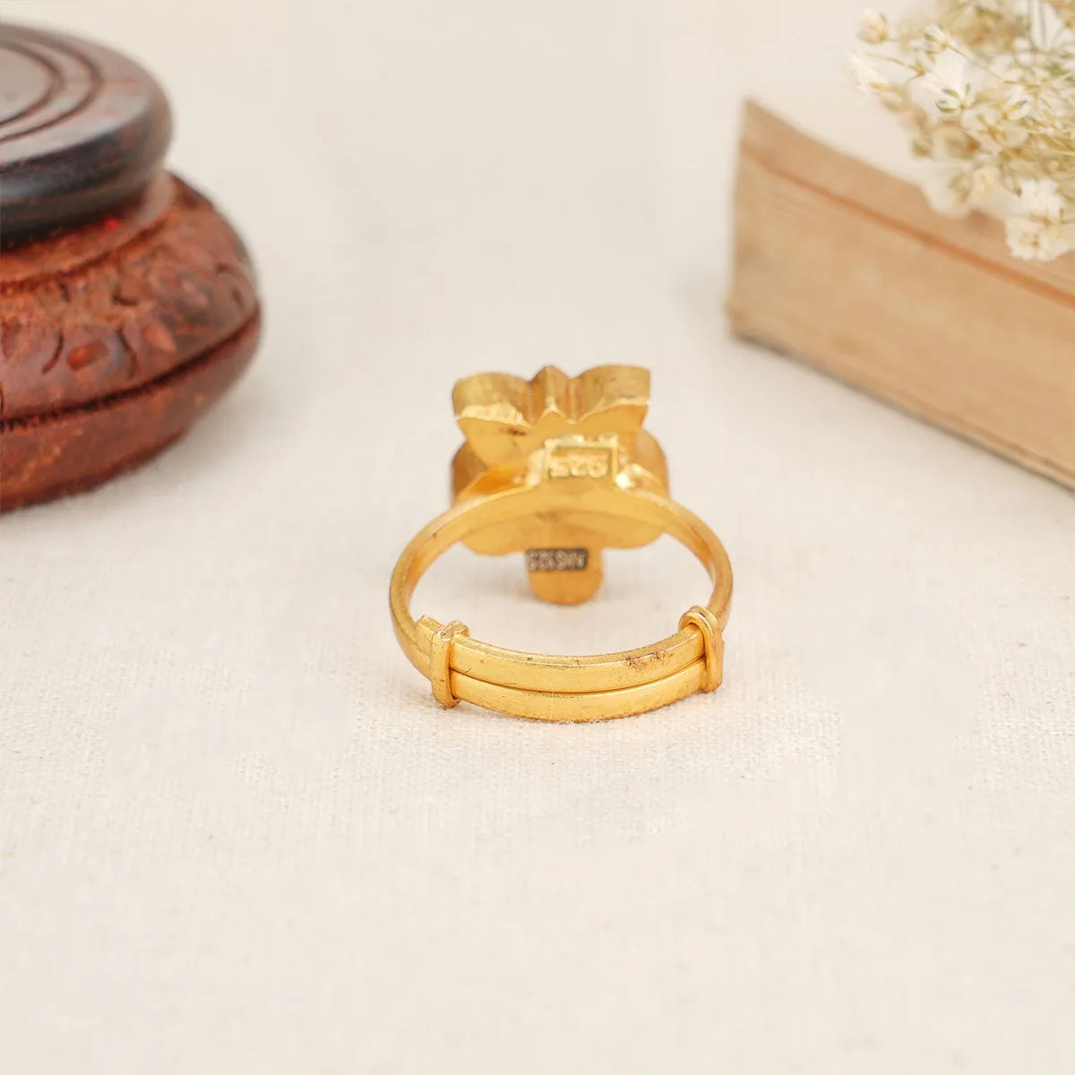 Priya Kundan Ring