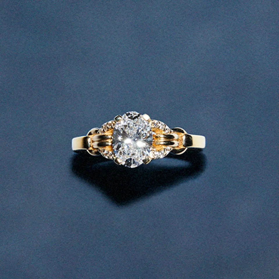 Signature Oval Cut Buckle Ring