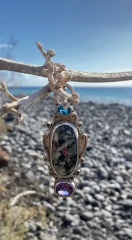 Soizite Pendant