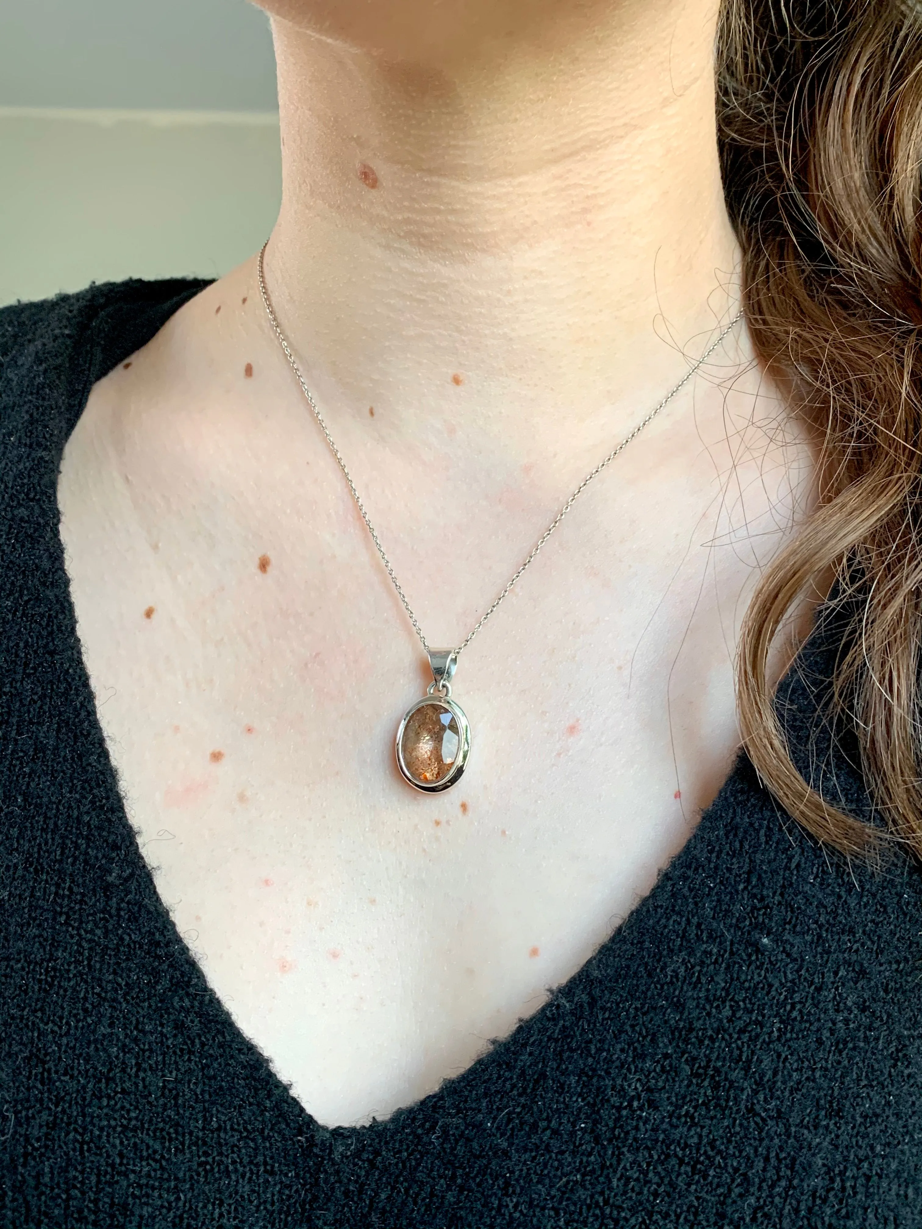 Sunstone Ansley Pendant - Faceted Oval