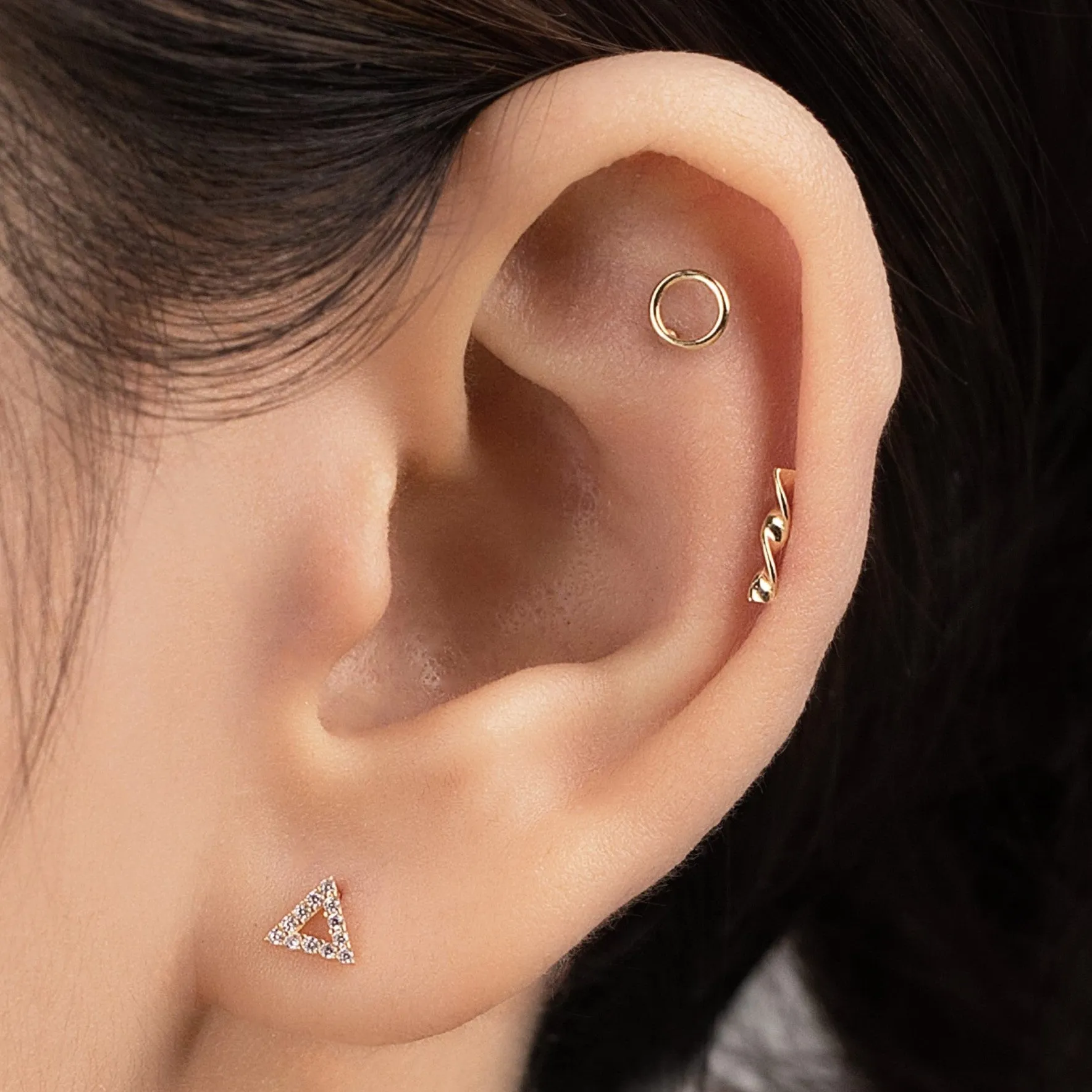 Una Piercing in Yellow Gold with Cubic Zirconia