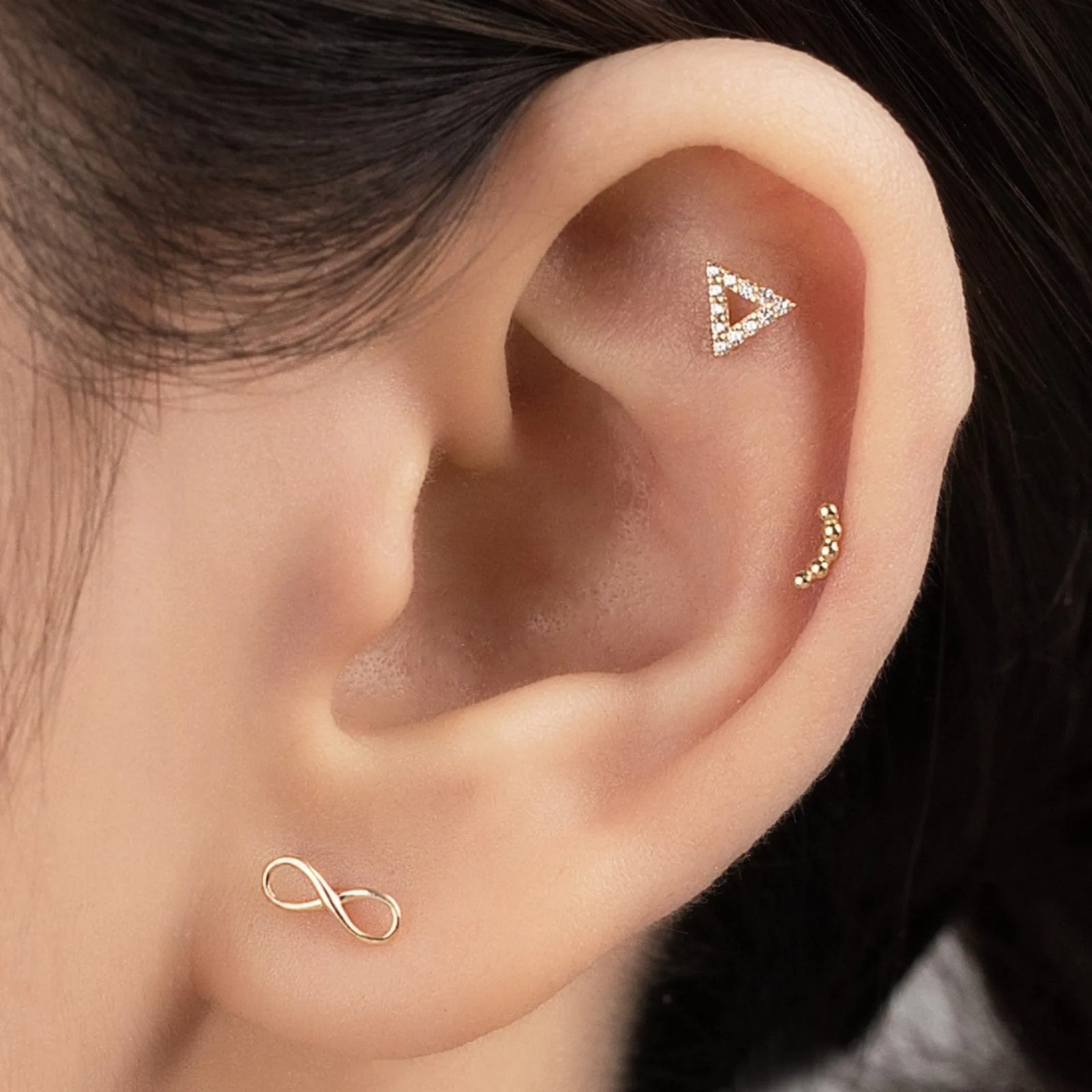Una Piercing in Yellow Gold with Cubic Zirconia