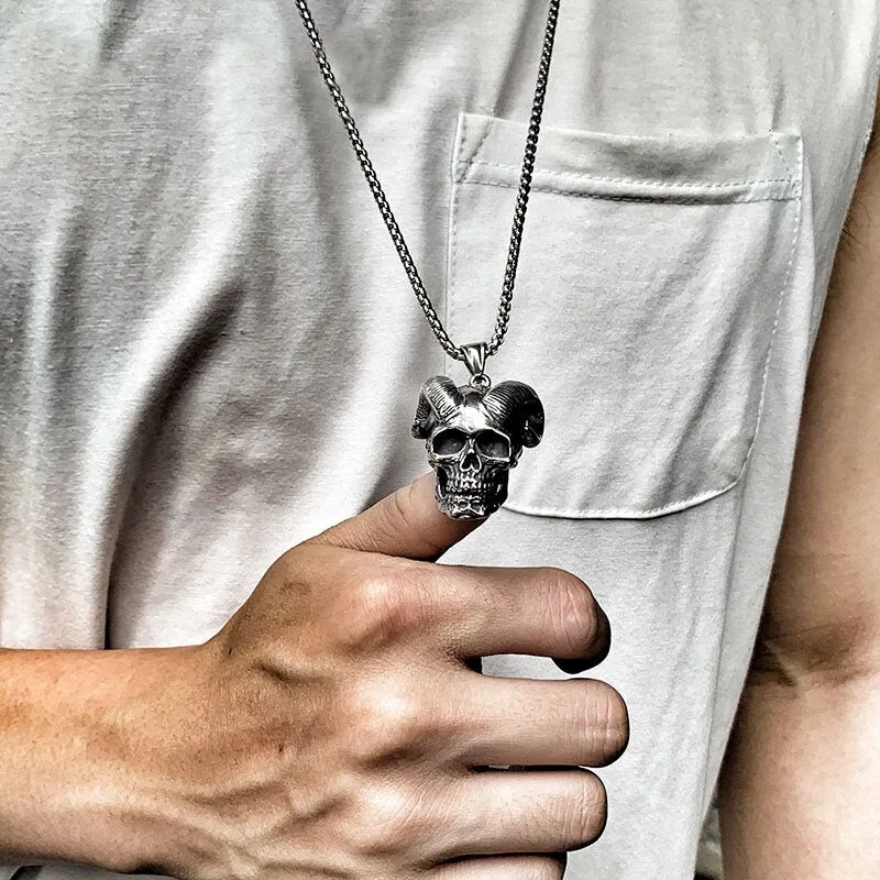 Unique Death Horned Skull Pendant Necklace