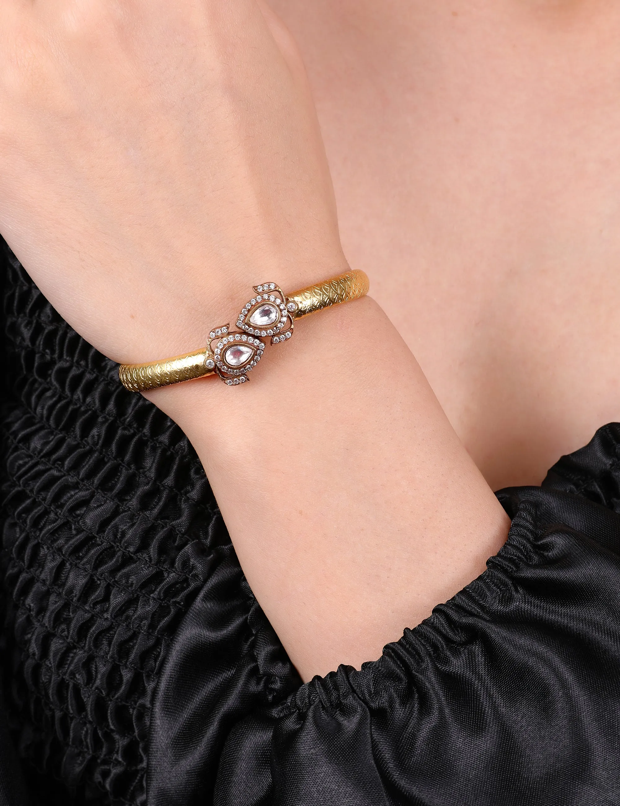Victorian Openable Bracelet