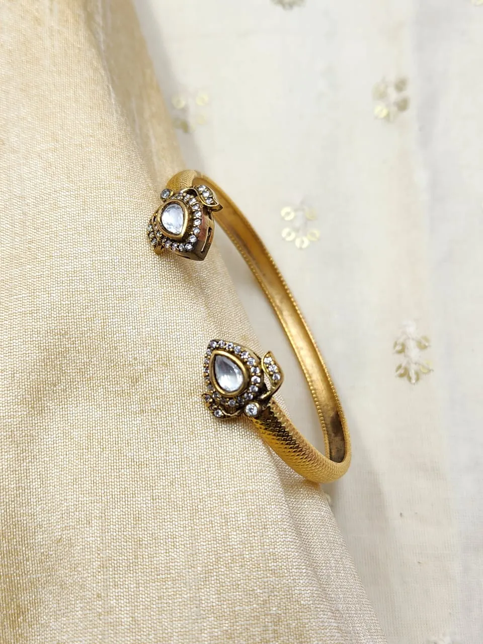 Victorian Openable Bracelet