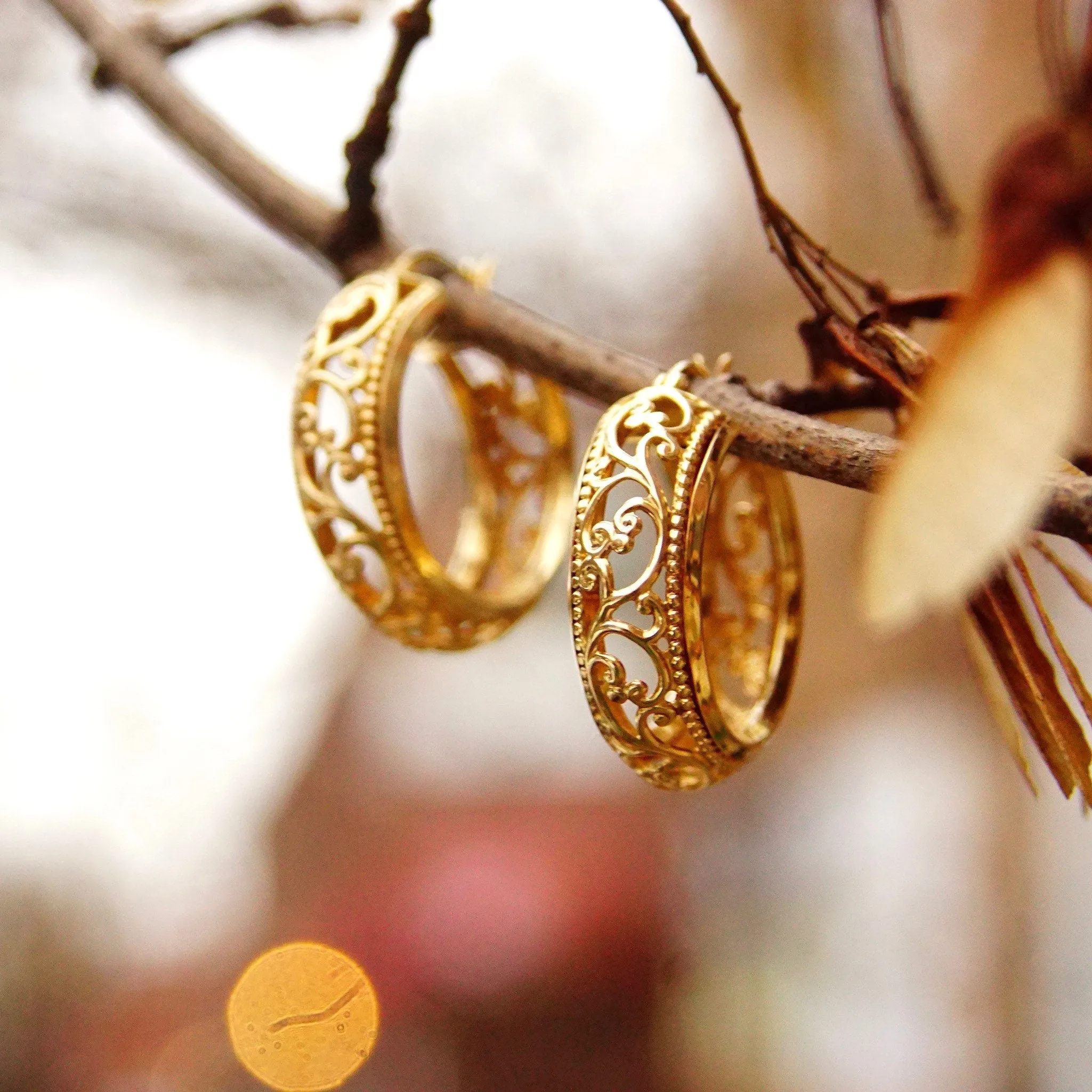 Vintage 14K Yellow Gold Filigree Hoop Earrings, Ornate Polished Hoops, 8mm Embellished Gold Hoops, 585 Jewelry, Elegant Gold Hoops, 28mm